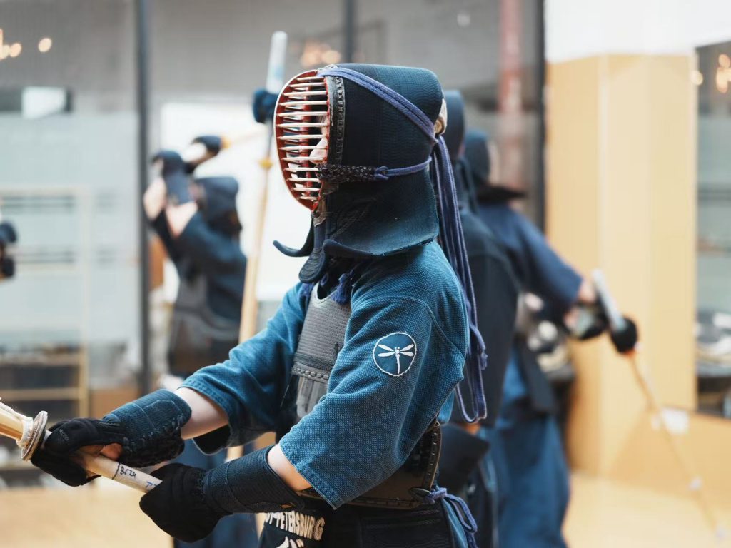 感谢来自俄罗的艾剑士 与广州六韬剑道馆 交流练习插图2